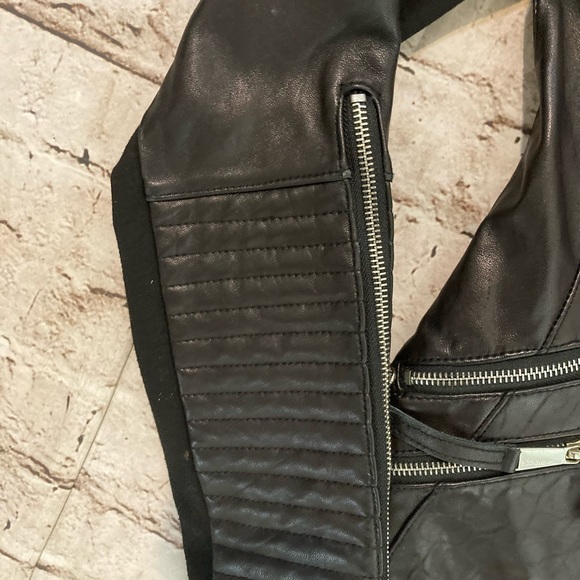 BCBG generation black real leather detailed jacket size S. - Picture 9 of 15